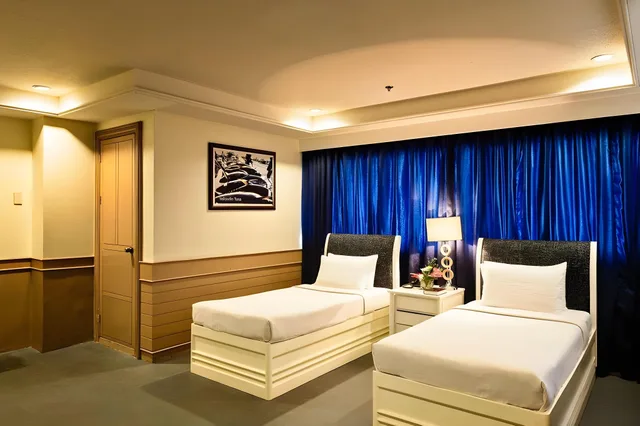 State, Superior, Anchor Hotel 1/1