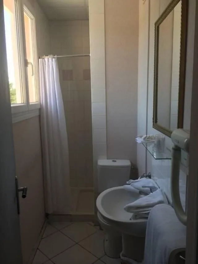 غرفة سوبيريور بسريرين منفصلين، Hotel Saint Alban 5/6