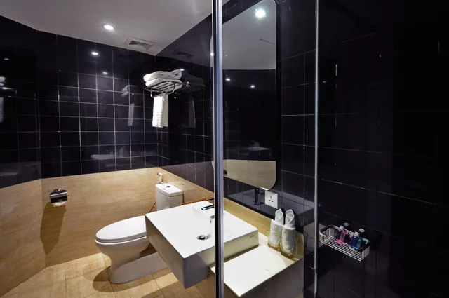 غرفة ثلاثية بإطلالة على البحر، Anrizon Hotel Nha Trang 4/4