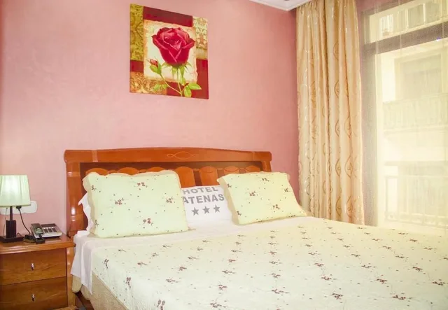غرفة بسرير مزدوج أو سريرين منفصلين، HOTEL ATENAS 1/3