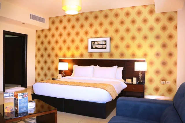 جناح تنفيذي بسرير كينج بإطلالة على المدينة، CITY ROSE HOTEL SUITES 3/10