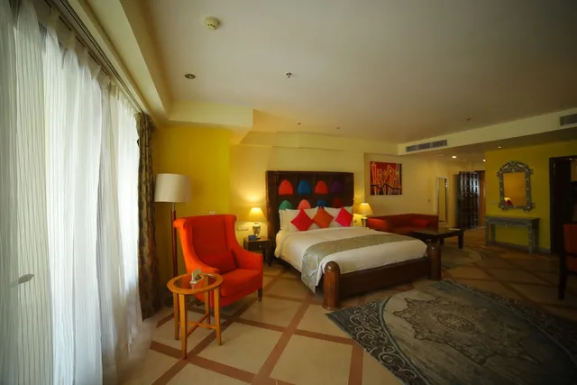 Heritage, Suite، Radisson Blu Udaipur Palace Resort And Spa 1/4