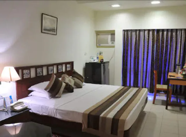 Executive, Suite, King Bed, La Paz Gardens Beacon Vasco Da Gama 1/6