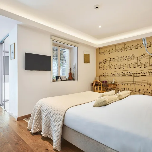 Theme، The Originals City, Hotel de la Balance, Montbeliard 5/10