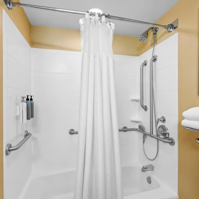 غرفة بسرير كوين، Sonesta Essential Junction City 5/5