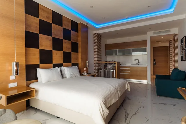 جناح جونيور بسرير كينج بإطلالة على البحر، Vrachia Hotel 4/6