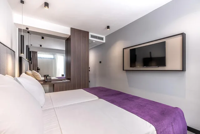 غرفة بسرير مزدوج أو سريرين منفصلين مع سرير إضافي، Hotel Ad Turres 5/10