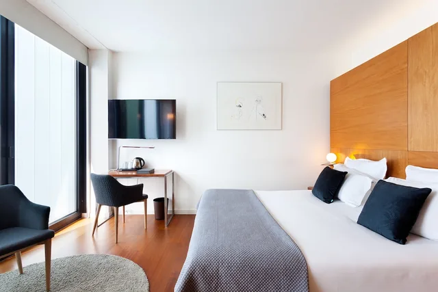 Urban, Queen Bed، Condes de Barcelona 6/7