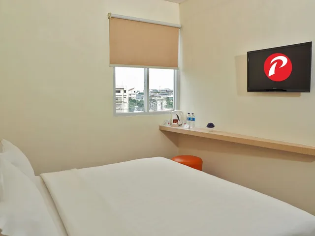 غرفة سوبيريور، d'primahotel ITC Mangga Dua 4/6
