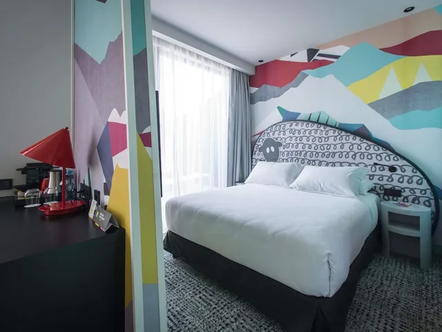 جناح بسرير مزدوج مع أريكة، Ibis Styles Tbilisi Center 8/10