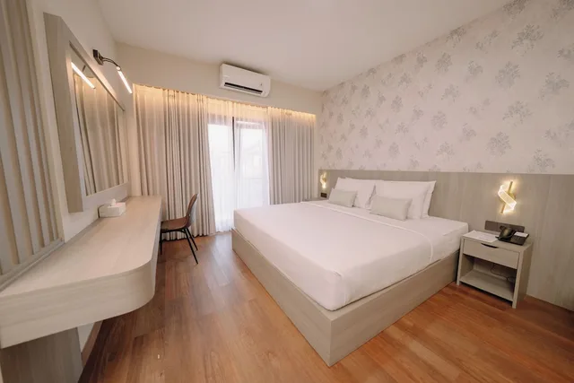 غرفة عائلية بإطلالة على المدينة، The Grand Santhi Hotel 2/9