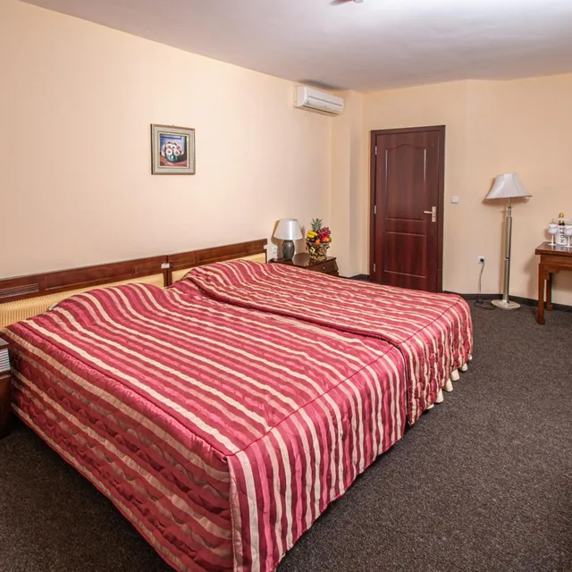 2 Bedrooms, Apartment, Single Bed, Princess Residence 1/10