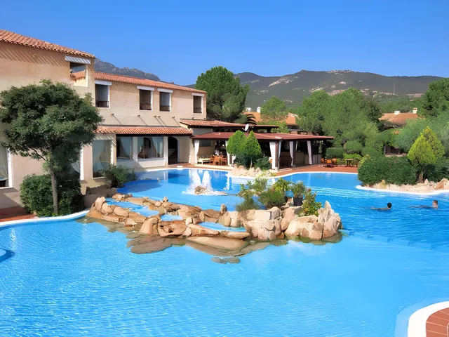 غرفة سوبيريور مفردة، Colonna Hotel Du Golf 1/1