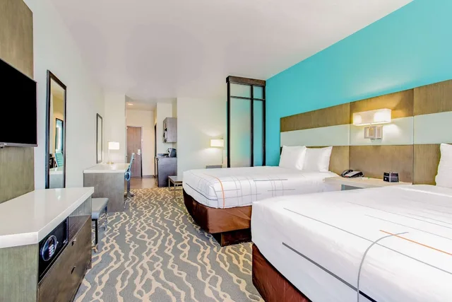 جناح استوديو بسريرين كوين، La Quinta Inn & Suites by Wyndham Northlake Fort Worth 1/1