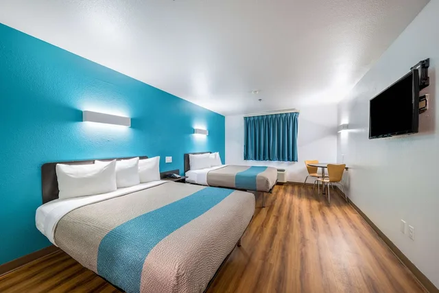 جناح استوديو بسريرين كينج للمدخنين، Motel6 Decatur, TX 1/5
