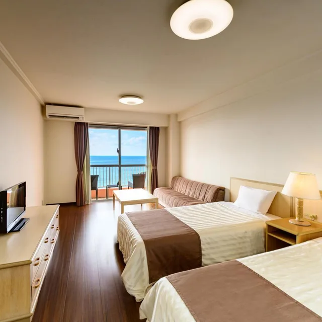 Standard, Twin Beds, Sea View, Terrace, Harbour Building، Hotel Breezebay Marina 2/6