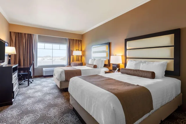 غرفة بسريرين كوين يُسمح فيها بالحيوانات الأليفة في الطابق الأرضي لذوي الإعاقة، Best Western Plus Miami Airport North Hotel & Suites 3/10