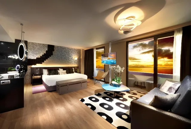 جناح مفرد، Hard Rock Hotel Tenerife 4/4