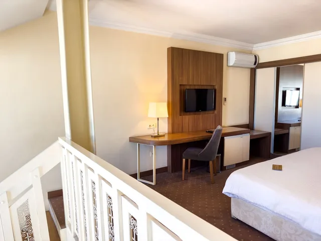 Duplex, Family, King Bed, Mosque View, Sofa، Kenzi Basma Hotel 7/9