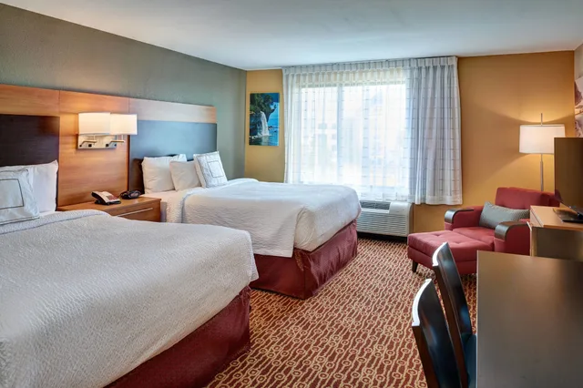 استوديو بسريرين كوين بإطلالة على المدينة، Towneplace Suites Detroit Troy 1/8