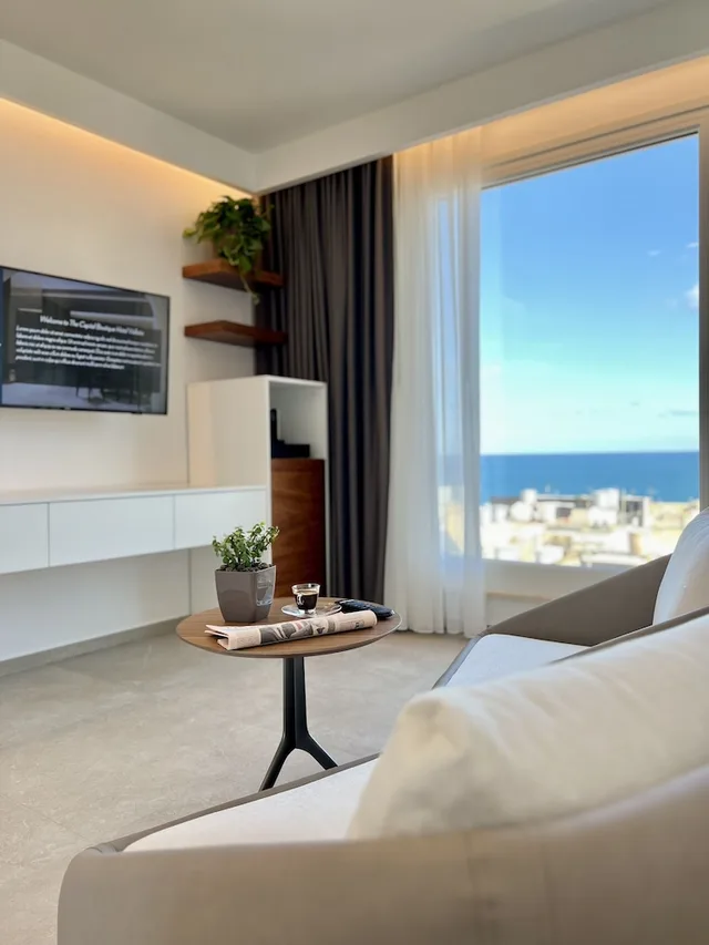 جناح ديلوكس بسرير كوين بإطلالة على البحر، The Capital Boutique Hotel Valletta 3/4