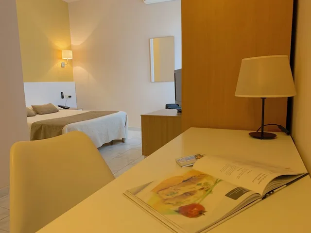 غرفة قياسية بسريرين منفصلين، Hotel Llansola 3/6