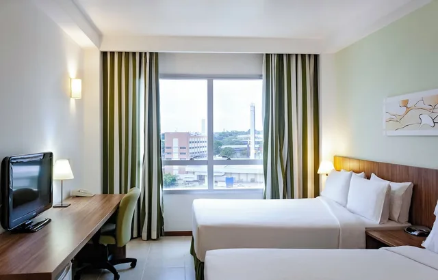 غرفة قياسية بسريرين مزدوجين، Holiday Inn Manaus 3/8