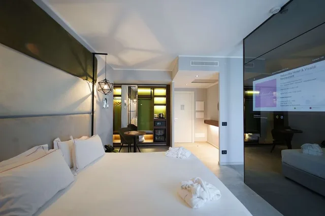 Junior Suite, Queen Bed, Sofa, Garden Area, Best Western Plus Sabaudia Hotel & Spa 3/3