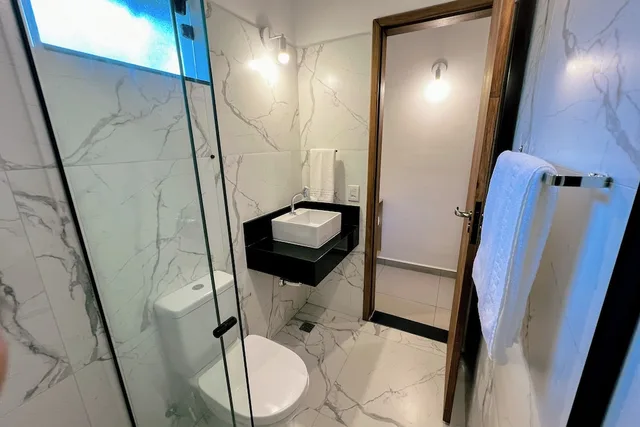 غرفة كومفورت ثلاثية بسرير كوين وسرير فردي، Velinn Pousada Bromelias 9/10