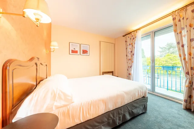 غرفة كومفورت بسرير مزدوج، Citotel Le Logis de Brou 4/10