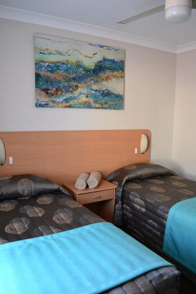 Serviced, Apartment، Cattlemans Country Motor Inn & Serviced Apartments 5/7