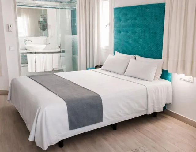 غرفة بسرير مزدوج، Hotel Rocamar Benidorm 2/8
