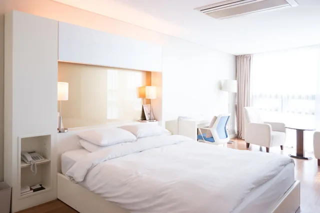 غرفة عائلية بسريرين كوين، Sunset Hotel 4/8