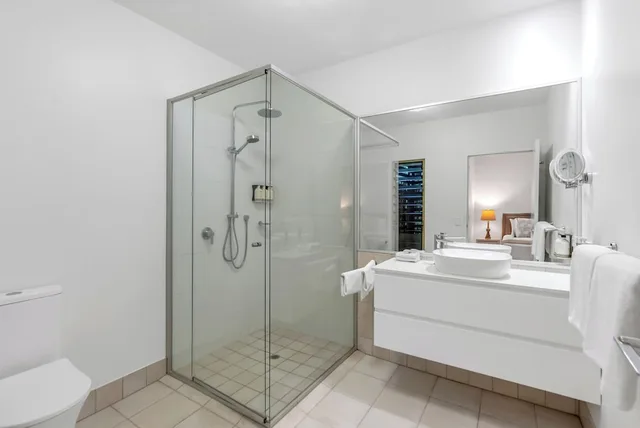 3 Bedrooms, Villa, Twin Beds, King and Queen Bed, Private Pool, Garden Area، SANCTUARY PALM COVE 5/5