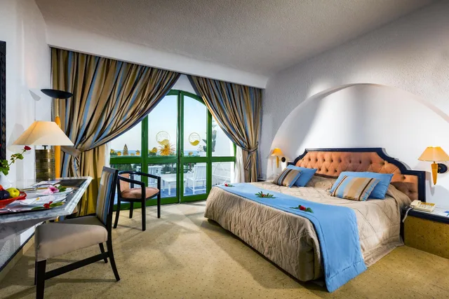 غرفة قياسية بسرير مزدوج بإطلالة على البحر، Hasdrubal Thalassa and Spa Port el Kantaoui 1/1