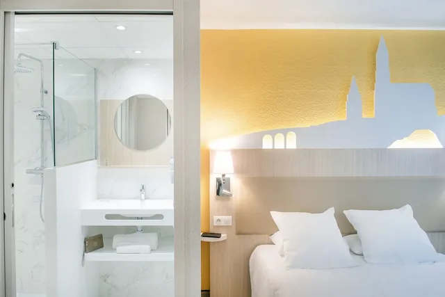 غرفة ثلاثية بسرير مزدوج وسرير فردي، Hotel Saint Sauveur 6/6