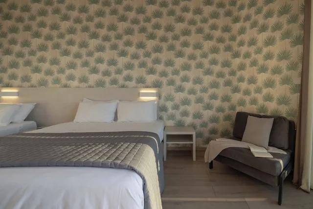 Room, Inland View, Harmony Bay 1/10