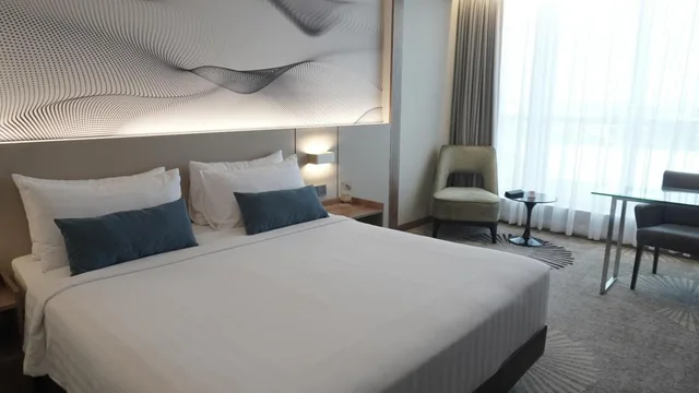 Superior, King Bed, The Premiere Pekanbaru 1/10