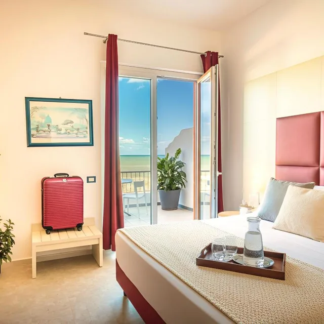 Deluxe, Triple, Sea View, Terrace, La Battigia 3/10