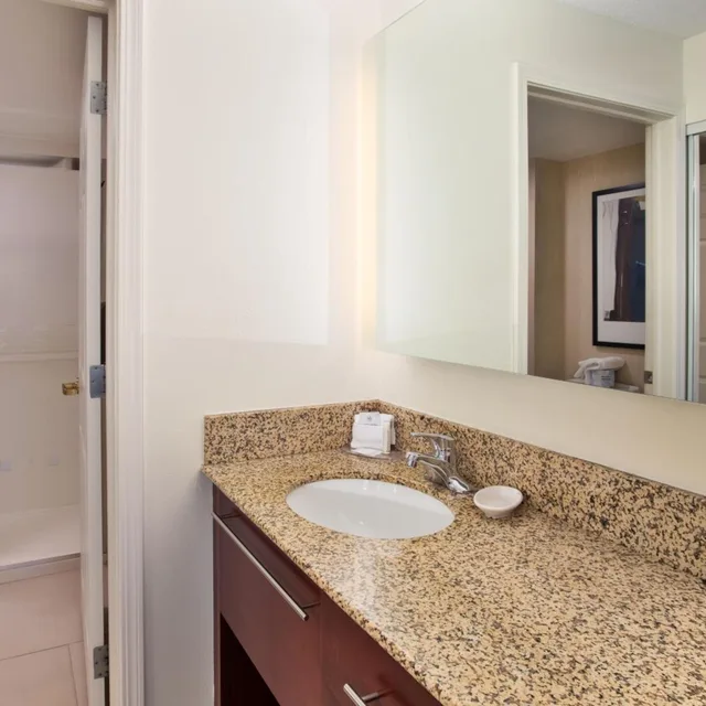 استوديو مع أريكة، Residence Inn Grand Rapids West 2/4