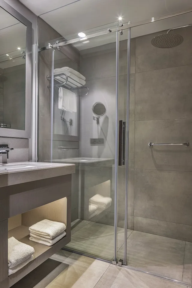 Junior Suite, King Bed, Sea View, Ramada Plaza by Wyndham Batumi 5/6