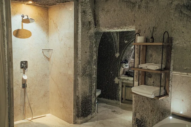 جناح فاخر بسرير كوين مع أريكة، Sah Saray Cave Suites Halal Hotel 3/3