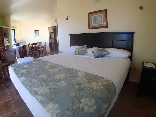 Premium, 1 King and 1 Single Beds, Ocean Front، Margarita del Sol Costa Maya 1/2