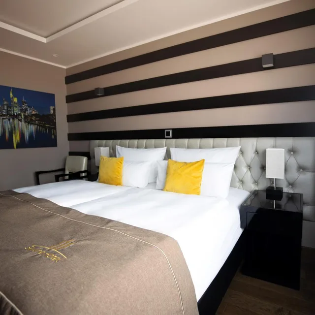 غرفة سوبيريور بسرير كينج، Skyline Hotel 2/10