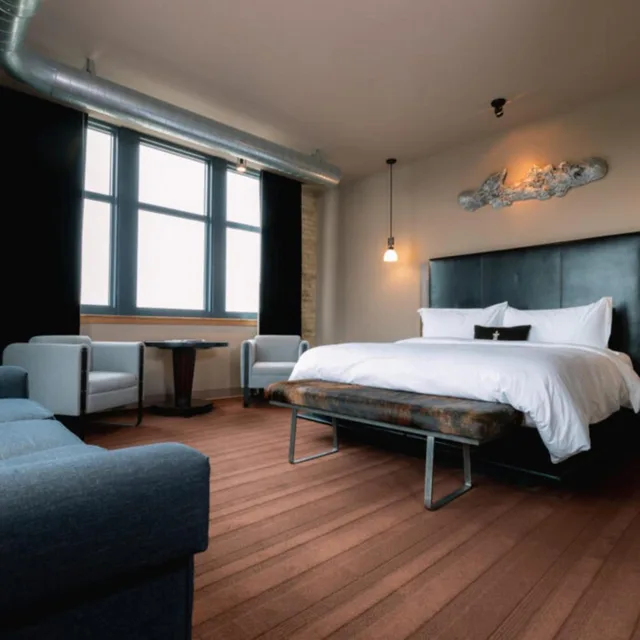 Room, Alcove, Corner، The Iron Horse Hotel 1/10