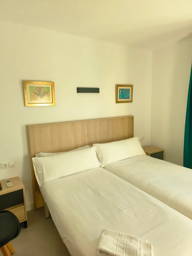 غرفة بسرير مزدوج بإطلالة على البحر، Hotel Mediterraneo 3/10