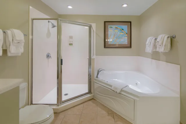 فيلا بسرير كينج وسرير كوين بغرفتي نوم، Holiday Inn Club Vacations South Beach Resort 6/6