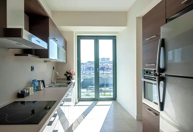 شقة بشرفة، The Superior Living Batisehir 10/10