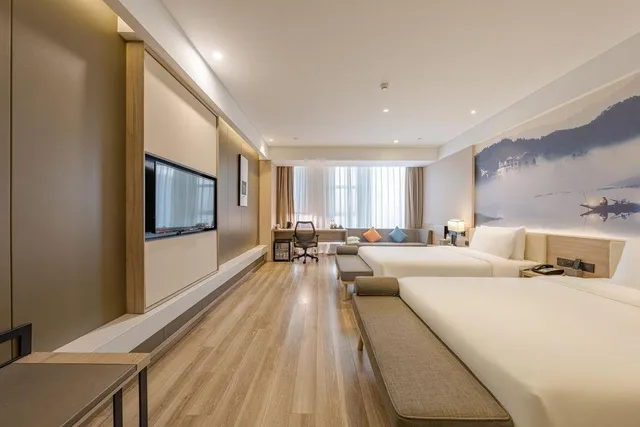 غرفة تنفيذية بسريرين منفصلين بإطلالة على المدينة، Atour Hotel Binjiang Jiangling Road Hangzhou 1/1