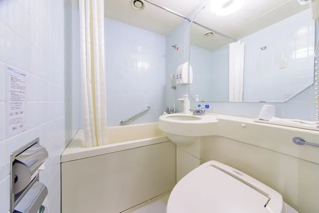 غرفة قياسية بسريرين منفصلين للمدخنين، Smile Hotel Naha City Resort 3/3